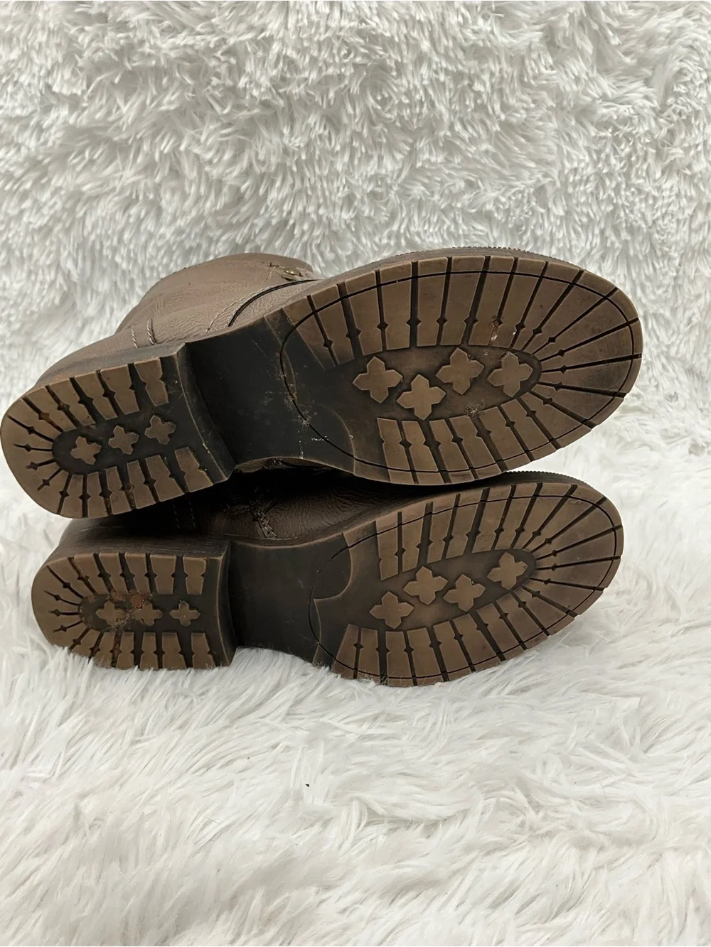 Tara M Boots Size 9 Brown Fold-Over or Worn Up Faux Fur Ankle Boots